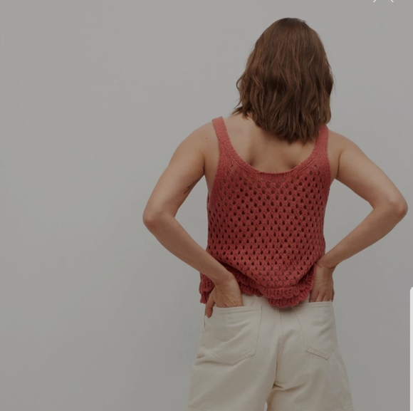 💐Mango-Ruffled crochet top/NWT - Picture 2 of 4